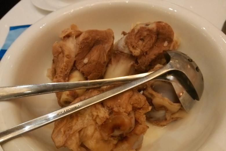 爆盆|三种东西扔了很可惜,随手一砸扔进花盆里,养啥都爆盆,美极了