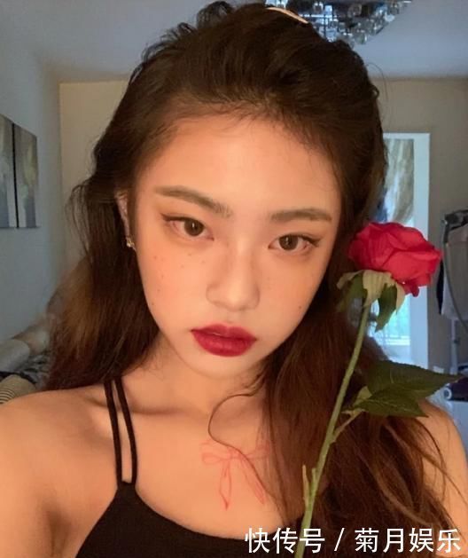 美妆博主仿妆Jennie太像了，三个变妆技巧，人人都能变人间香奈儿