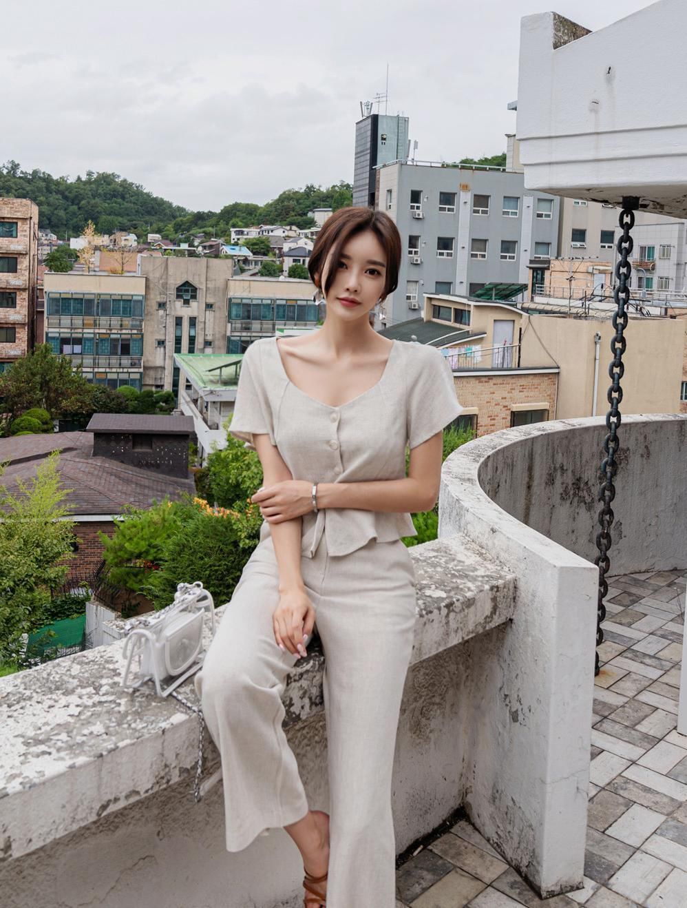 美女这唯美的样子,换成别人还真不行