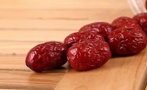 绰号|曹彰真的是被曹丕害死的吗?其实黄须儿这个绰号就很说明问题