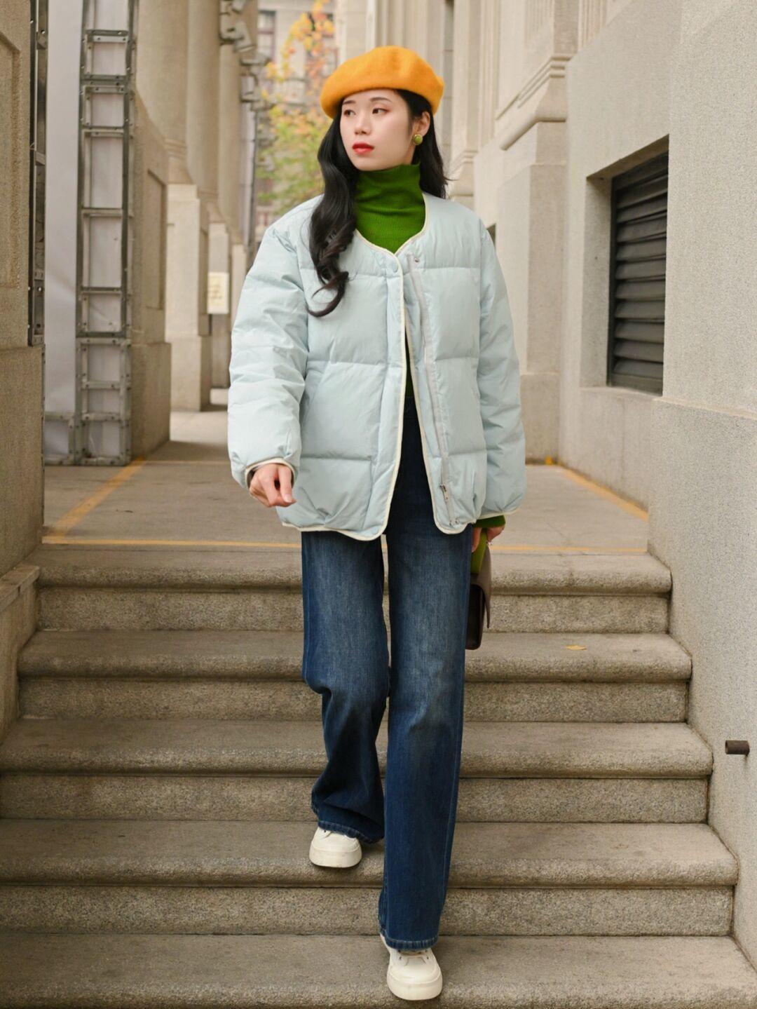 白色 冬天穿羽绒服也不要乱搭,试试这些搭配方式,时髦精致又有个性