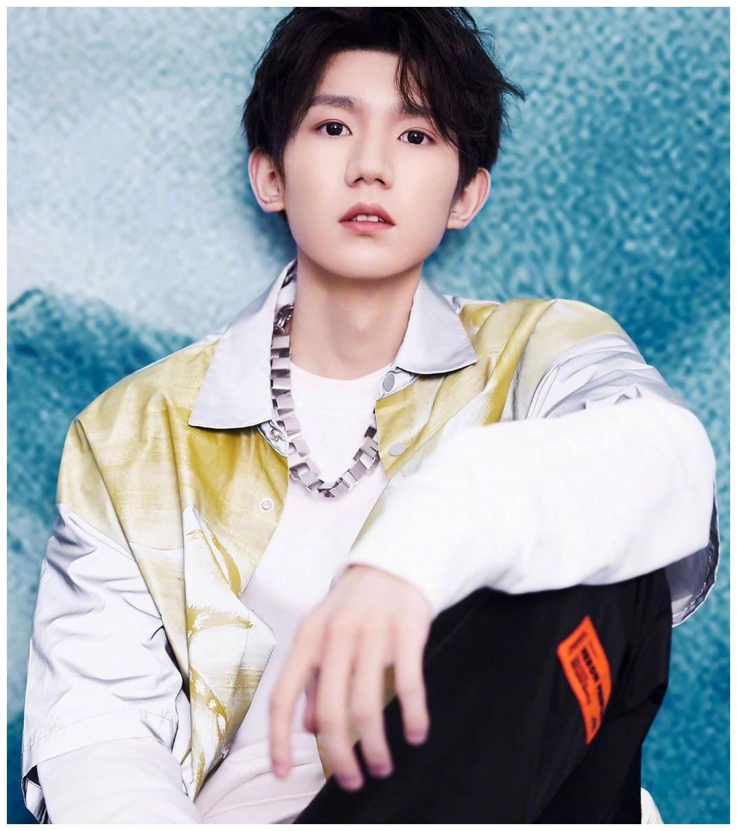 王源喜获新外号,对新名字起先不愿意,听罢解释放言“立刻改名”