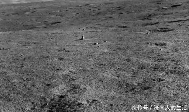 玉兔二号 月球表面发现水壶三角锥状物,玉兔二号已前往勘察,究竟是什么?