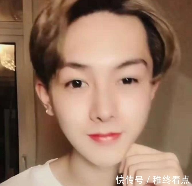 印度|印度“姑娘”卸妆,摘掉假发取下耳环那一刻,网友还以为是个帅T