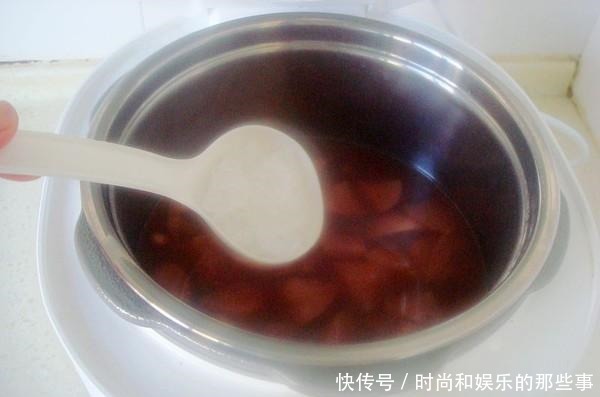 白酒的“解药”,不是浓茶而是它,家家厨房都会有,酒前吃不易醉