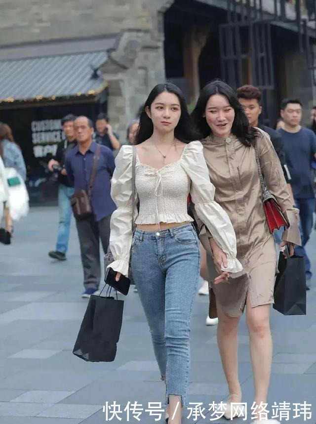 九分裤穿在身上更显身材,想要时尚有魅力需要一些创新!