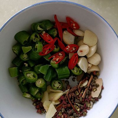 小米椒|爆炒麻辣虾尾