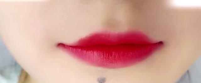 哑光唇 口红太贵?姑娘只用了1支口红 画出了8种唇色!