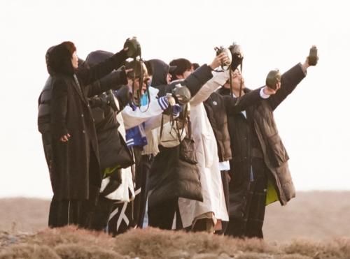 解散团综后，R1SE被曝将迎合体舞台，与4大偶像团体同台PK