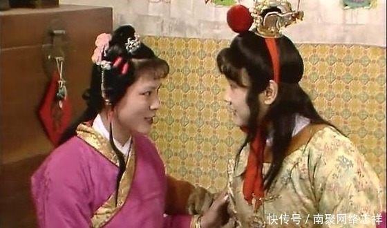 背礼|贾宝玉和袭人做出背礼之事?其实只是曹雪芹的障眼法罢了