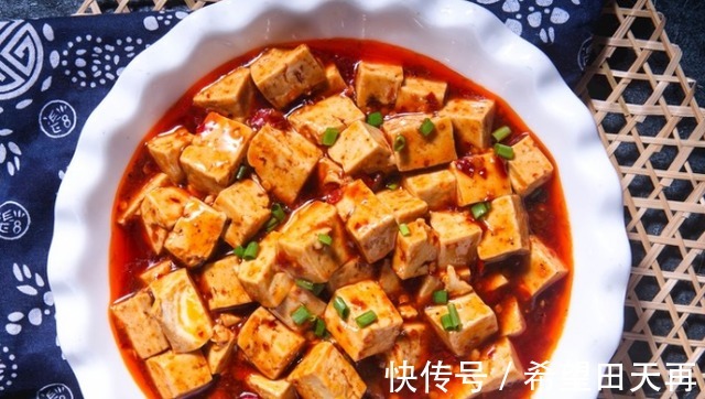 这道菜|豆腐加肉沫,简单两样,做出经典下饭菜,麻辣香嫩,连汤汁都好吃!
