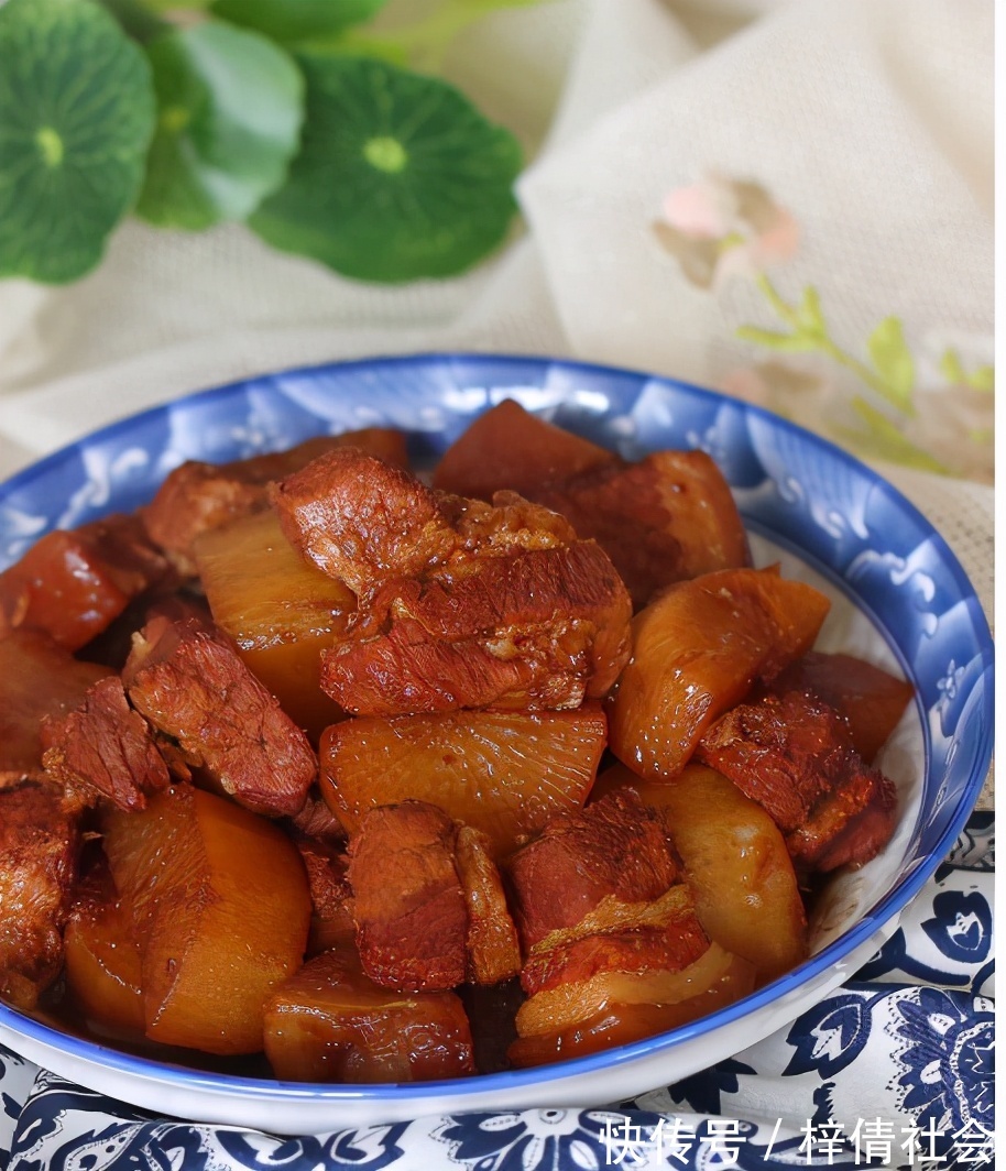 萝卜|萝卜和五花肉一起炖，软烂可口鲜香入味，肉香四溢