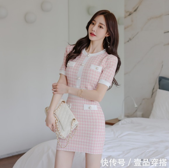 搭配|女神孙允珠时尚搭配:彩虹层叠花裳英伦格纹香风裙