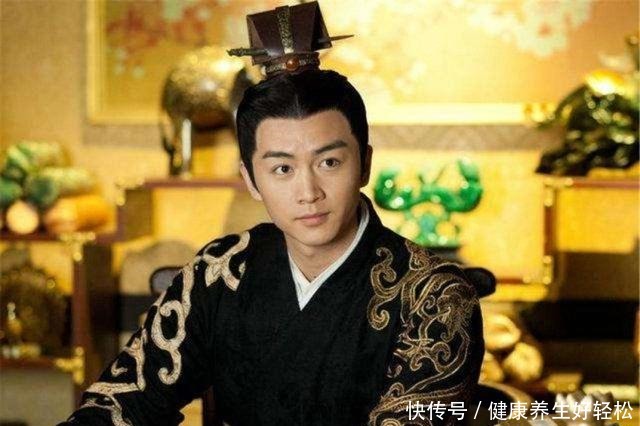 高洋|皇帝问刘秀为何能光复大汉大臣解释15字,全族七百人被灭口