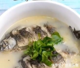  成本|无论炖什么鱼，别只会加水了！加点它，鱼汤更白更香，成本只3元