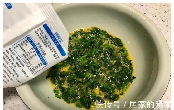 土鸡蛋|这菜叶比茎营养高,当垃圾丢掉太可惜,加上鸡蛋炒一盘,味道真香