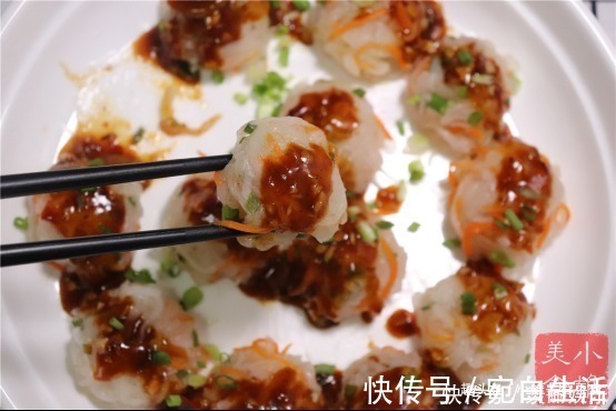 这才是萝卜丸子正确的做法，不用煮不用炸，出锅比吃肉还过瘾