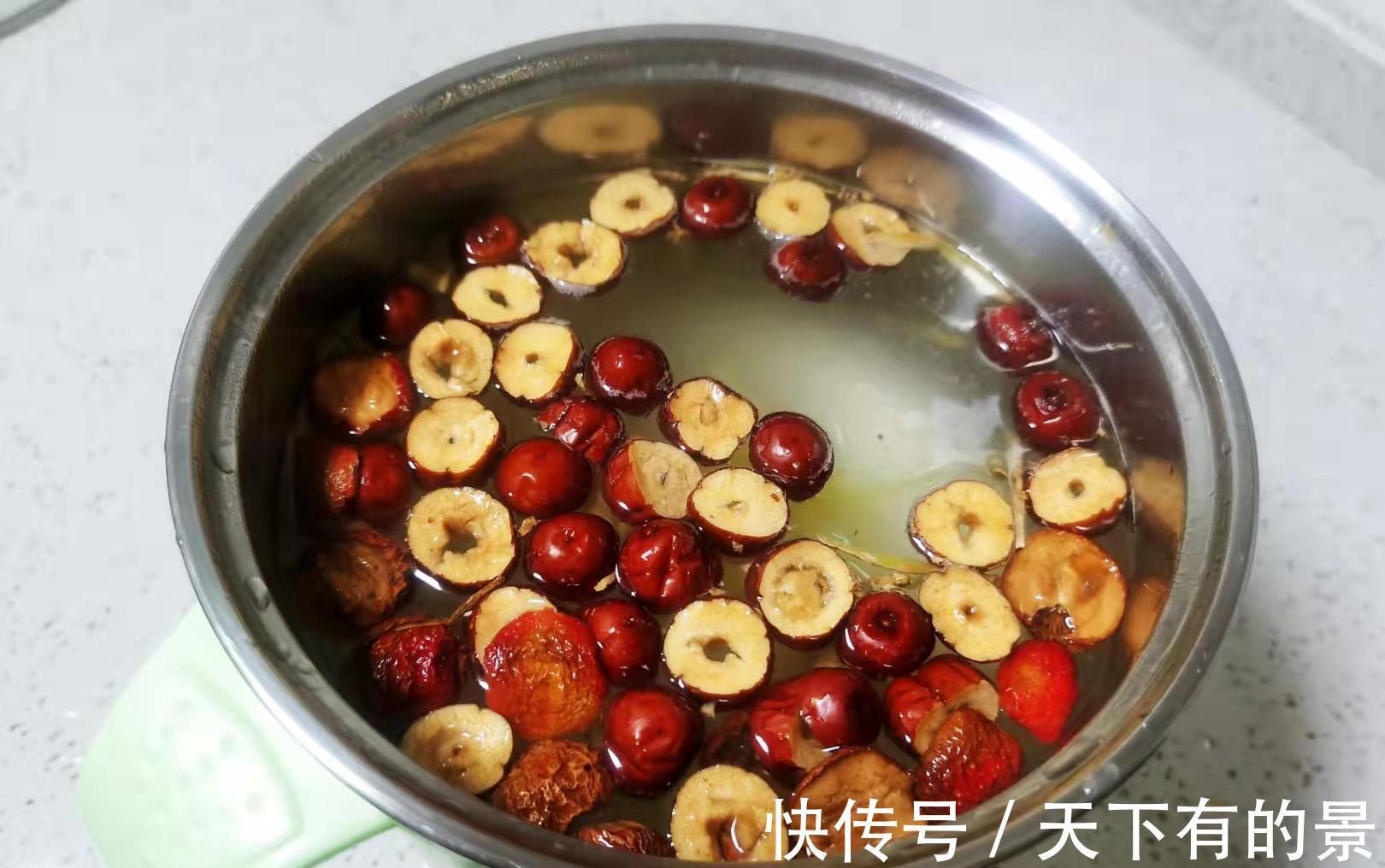 气血|天冷了,这汤要常喝,酸酸甜甜,美容养颜还补气血,尤其对女人好