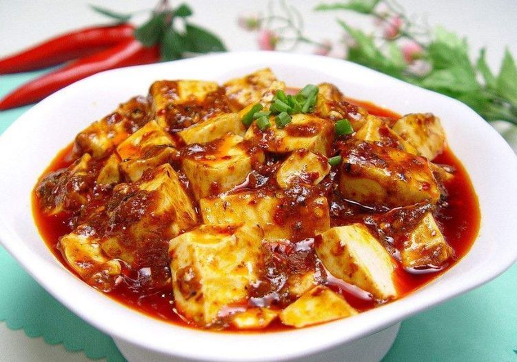 大厨透露做麻婆豆腐时,许多人第1步就错了,难怪豆腐不香还老