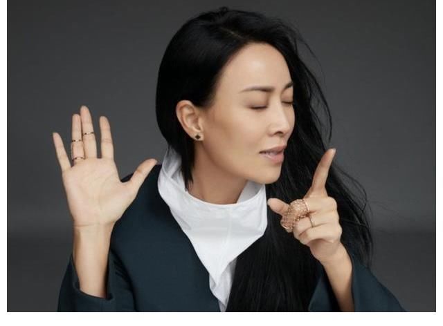 周深|波折不断！继刘欢退出2021《好声音》后，又一位女导师退出了