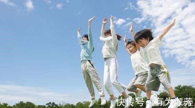 儿童|儿童标准身高体重表,如果孩子身材矮小,抓住“猛涨期”加把劲!