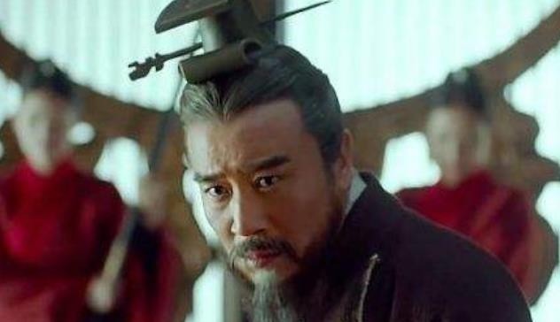 崩盘|此三国小人物,曾差点让曹操崩盘,死后6年却又成刘备救命恩公