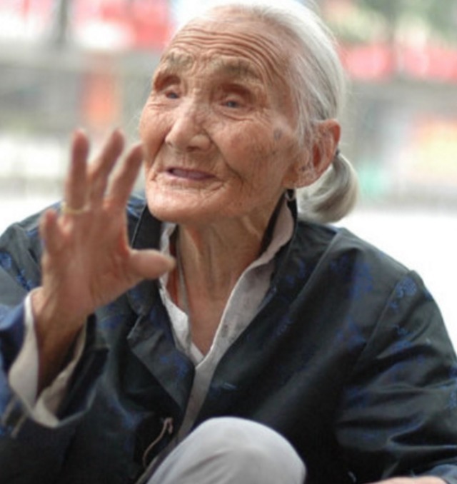 糯米|乡下94岁奶奶便秘偏方黑芝麻+糯米,1天见效,3天好转,7天根治