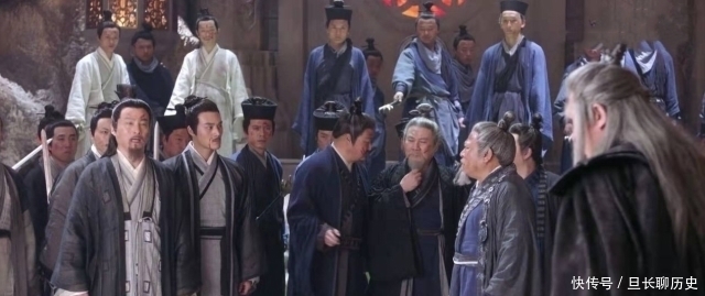 明教光明顶上藏着1位不世高手,张无忌都曾明言:我不是其对手!