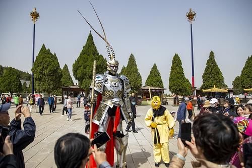 花漾南山 奇人献技 龙口南山景区五一活动火热来袭