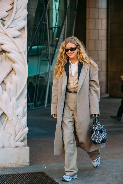 时髦|运动鞋才是冬日穿搭的标配,时髦精们都这在穿