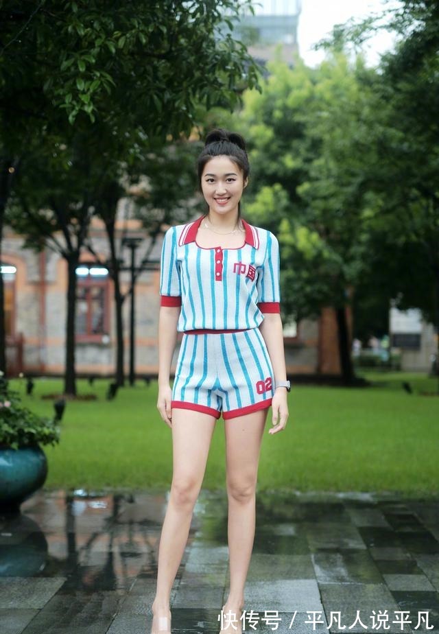 西装裤 身高不足160，如何穿得时髦、新潮又显高这几招搭配窍门需掌握！