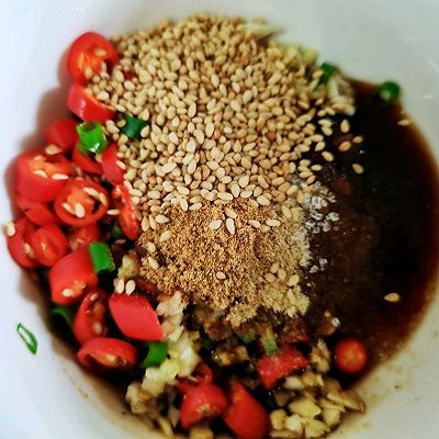 小米辣|柠檬手撕鸡胸肉