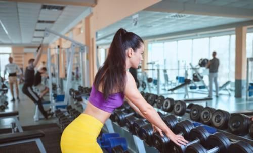 毛睿|不仅颜值高，身材也很好！28岁瓜子脸女生通过健身解锁完美身材