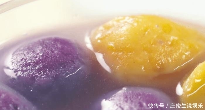 香甜|分享一款用红薯和紫薯做成的甜汤,软糯香甜又营养,孩子特爱吃