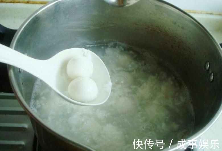 胶原蛋白|学会这份早餐，每天睡醒吃一次，皮肤越来越好，美容院都不用去了