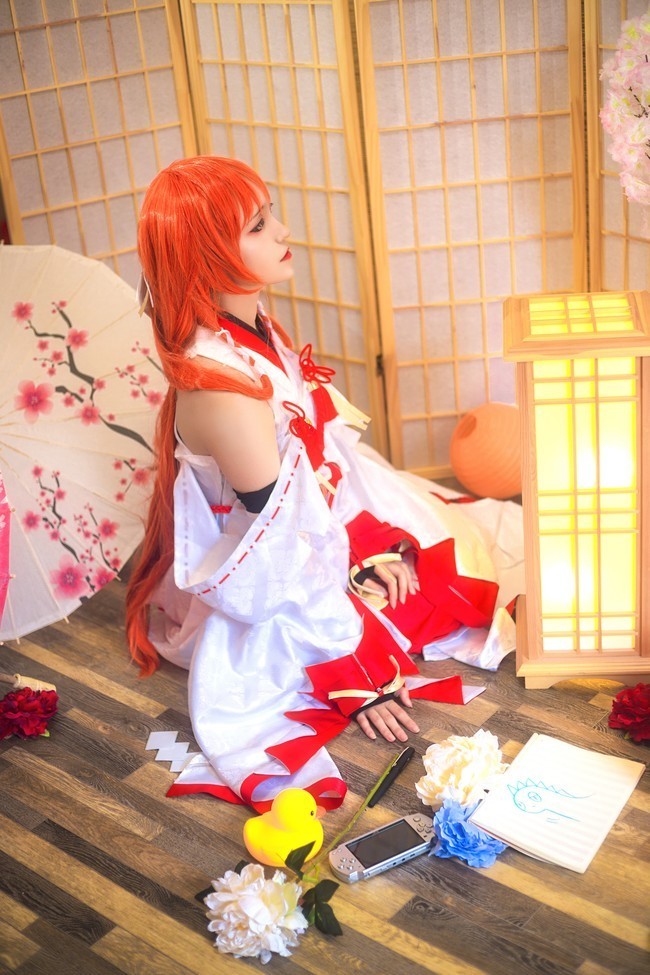 上杉|cos：上杉绘梨衣，冷静下来，总之先找时光机。