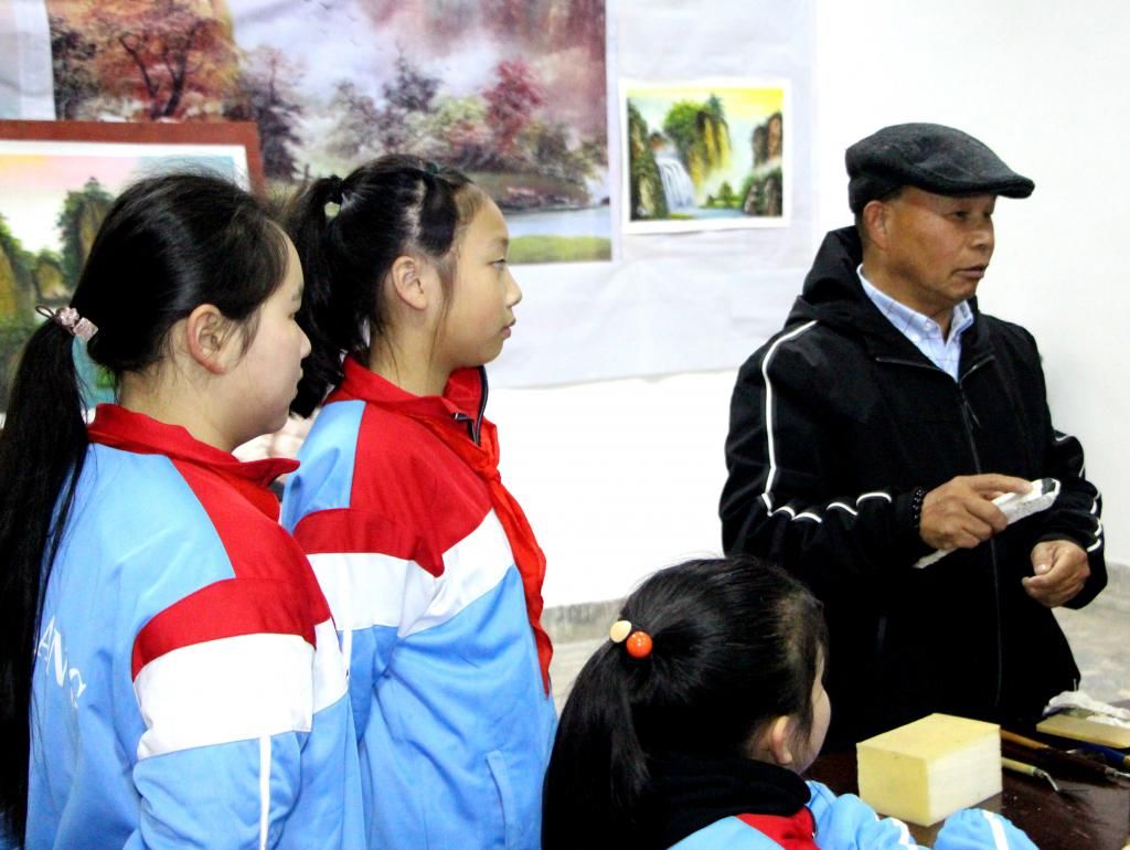  记住|记住乡愁栏目摄制组一行走进陶渊明纪念馆