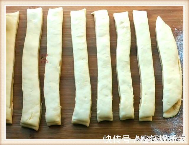 冬季解馋必备小零食,几块钱做一大盘,比油果子更香,比麻花更脆