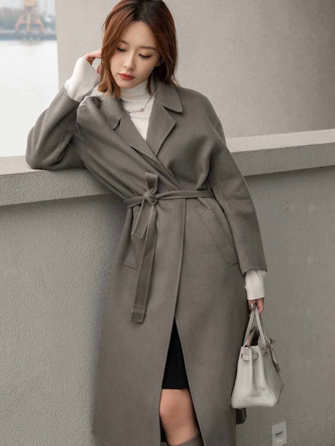 基础款 冬天选外套不要盲目跟风,这几款简约大气又经典,怎么穿都好看