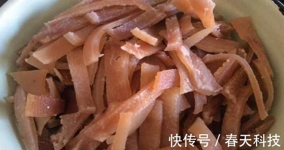 胶原蛋白|女人别太节俭,4种“零食”要多吃,补充胶原蛋白,早知早受益