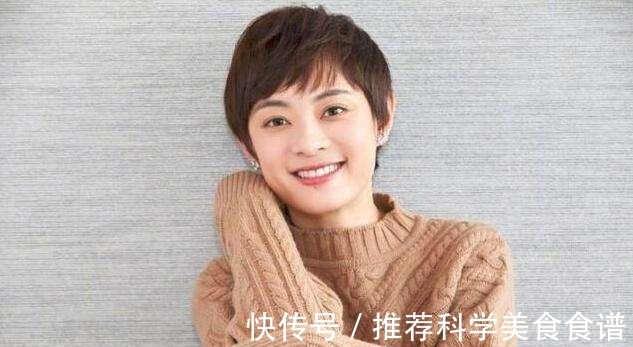 减龄 45岁以上的女人，别再留羊毛卷黑长直，这3种发型减龄好打理