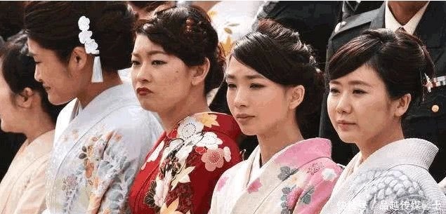 要长相漂亮,还有一项令人不齿的隐性要求