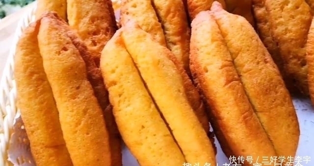 馅饼|玉米面全身是宝,教你秘制新吃法,开水一烫筷子一压,比馅饼好吃