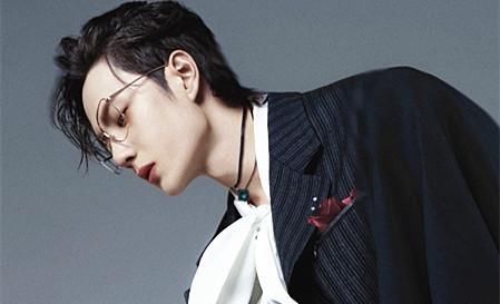 眼界|《街舞》王一博另有使命!眼界不同以往了,神情变得严肃