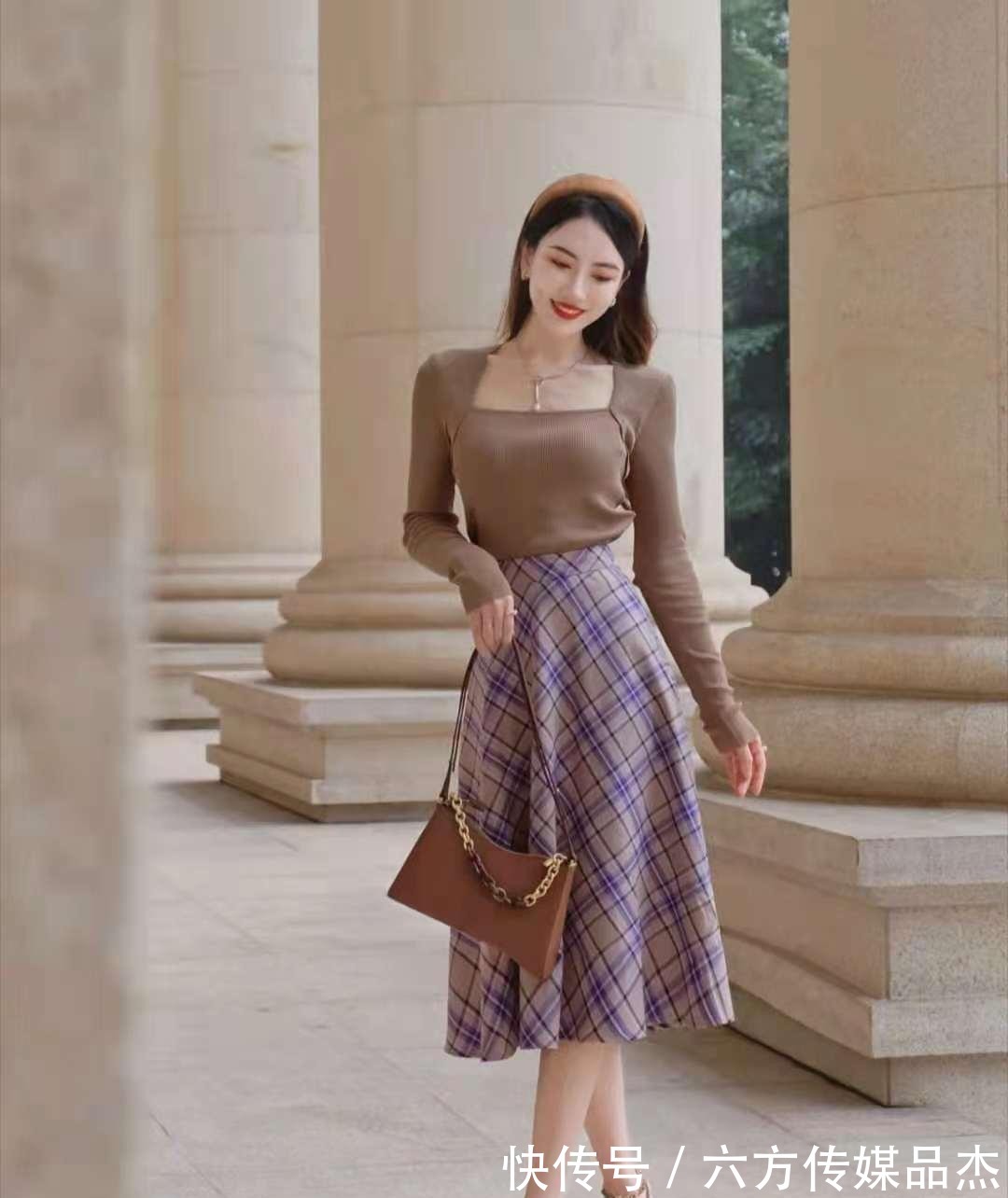 苏格兰格纹|2021早秋气质女人的时尚穿搭