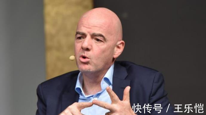 球星|8-4!C罗8大指标领先英超巨星,却遭FIFA无视,足坛丑闻诞生