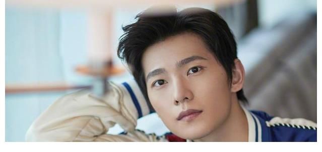 杨洋综艺感好绝！做菜姿势专业，让人梦回三生三世