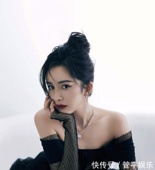 双马尾 别再披头散发了!这4款“发型”才够美够撩人,总有一款适合你