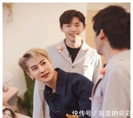 杨幂对最炫民族风执念深,与黄明昊配合默契,王嘉尔比邓伦胆小