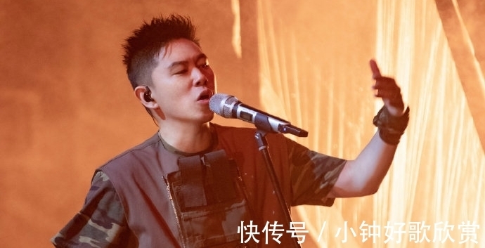 敖犬|《哥哥》四公淘汰賽制再變,4人離開,陳小春張晉各救1人